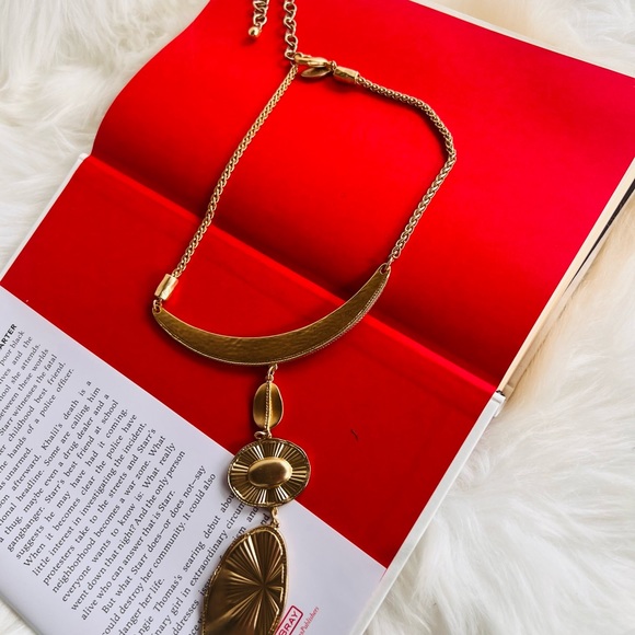 Neckless - Picture 2 of 4